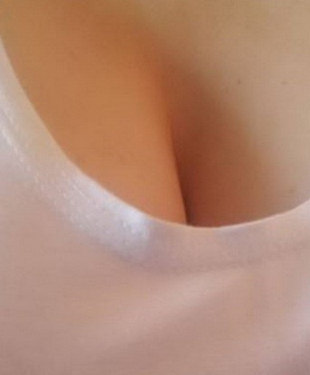 Стройная и ласковая брюнетка готова ублажить тебя во всем. Приди ко мне для незабываемых встреч и максимального удовольствия. Я жду звонка от тебя! 13666, 28 лет