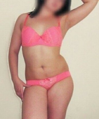 Живу в Москве, и готова подарить тебе незабываемые встречи в столице наших возбуждений. Мои услуги станут твоей порцией наслаждения: классический секс, оральные ласки, массаж, стриптиз, эксперименты и многое другое. Каждое наше свидание будет переплетением страсти и нежности. Заходи, и представь, что в русле наших встреч будет лишь твоё удовлетворение. Мои клиенты всегда остаются довольными и счастливыми, ведь я помогаю им исполнить их самые заветные сексуальные фантазии. Жду тебя для феерического отдыха и незабываемых мгновений в Москве! 🔥💋🌟 9158, 24 года